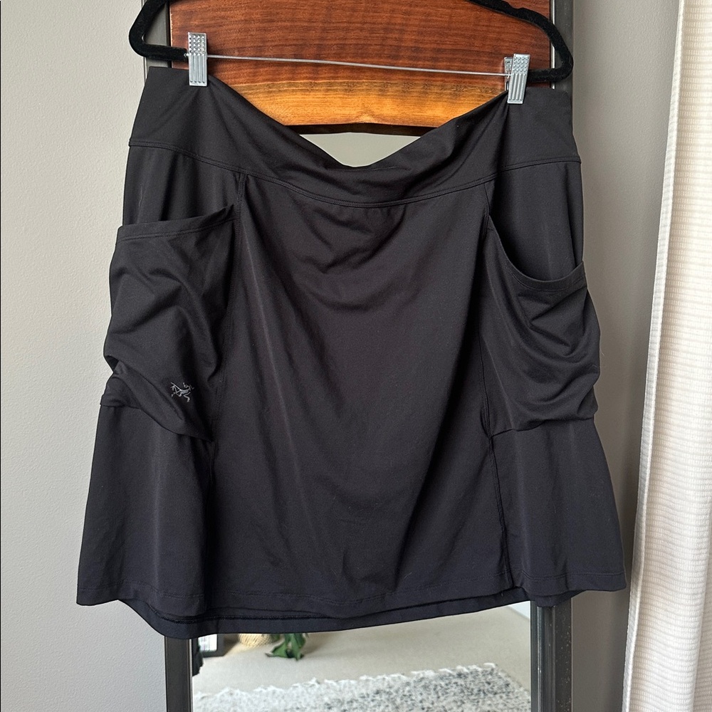 Arc'teryx Women's Black Skirt